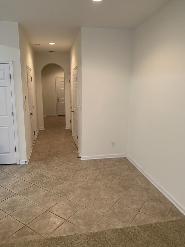 Foto del edificio - 5794 Sandstone Way