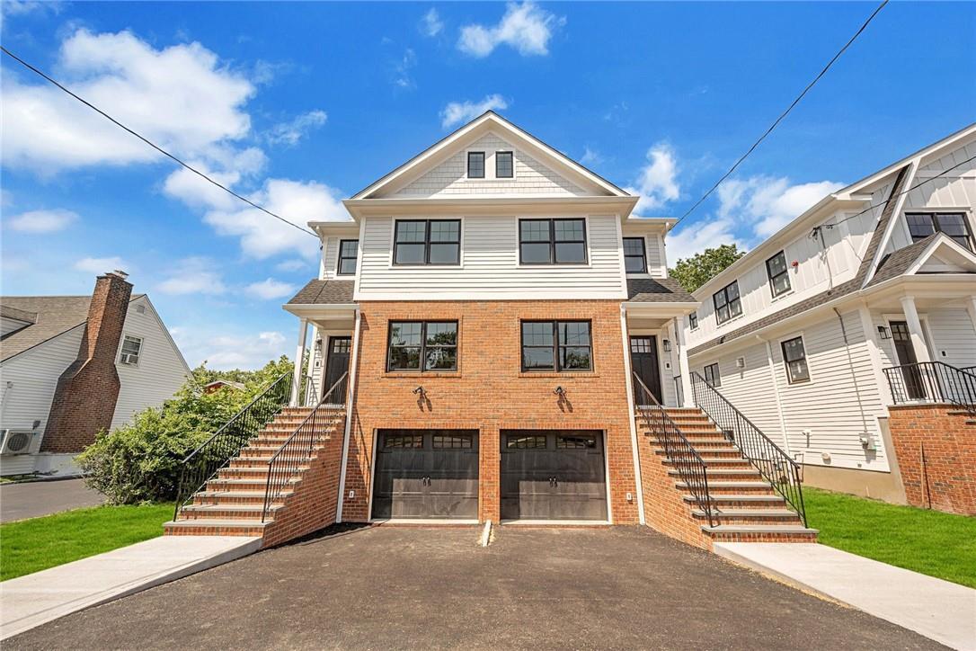 Primary Photo - 10 Underhill Pl