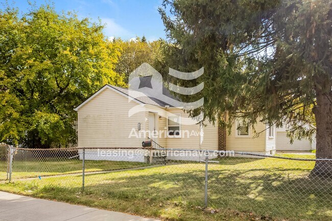 Foto del edificio - 7204 Prospect Ave