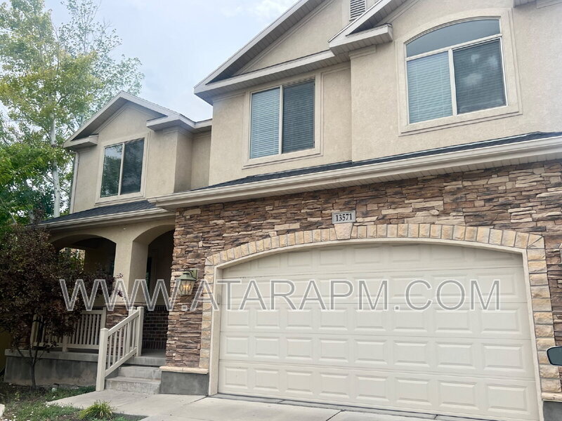 Primary Photo - 13571 S Buckeye View Way