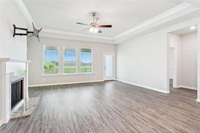 Foto del edificio - 117 Winford Arbor Ln