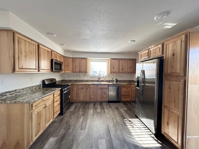 Building Photo - 1288 Bolivia Way