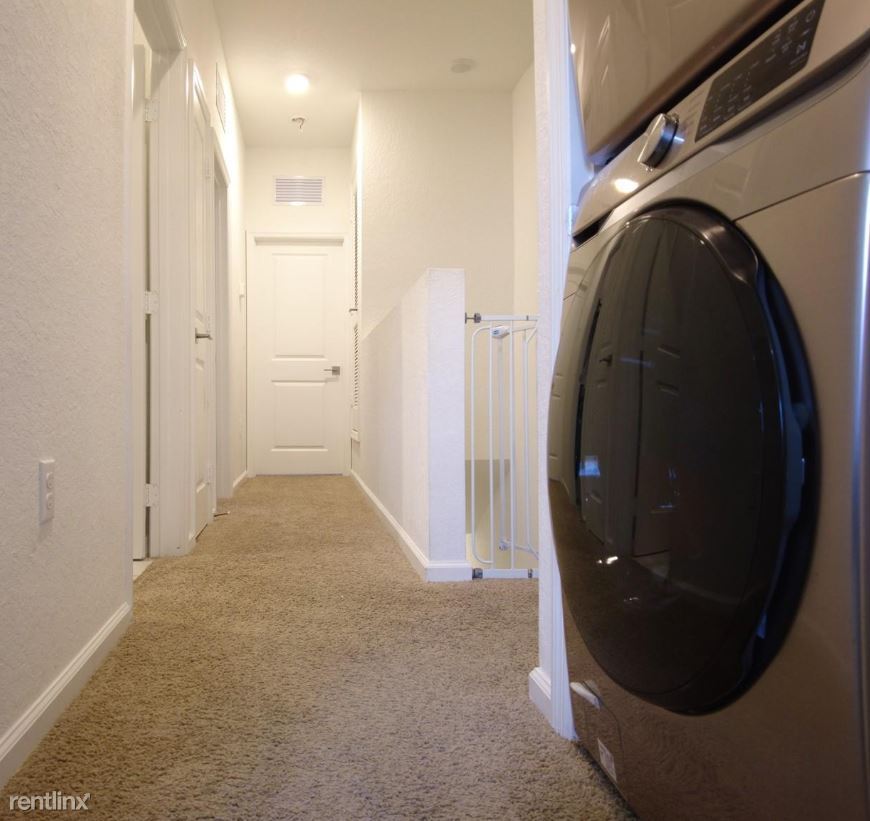 Foto del edificio - 3 br, 2.5 bath House - 2819 NW 181st St