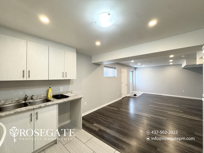 Building Photo - Spacious 2-Bedroom Basement Apartment with In-Unit Laundry – Mississauga