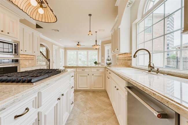 Building Photo - 735 Windbreak Trail