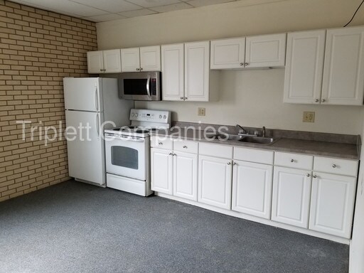 Foto del edificio - Large 1 Bedroom in Roland, Iowa