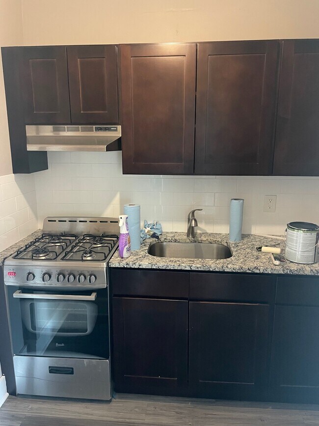 Building Photo - 119 S 1st Ave