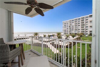 Building Photo - 3443 Gulf Shore Blvd N