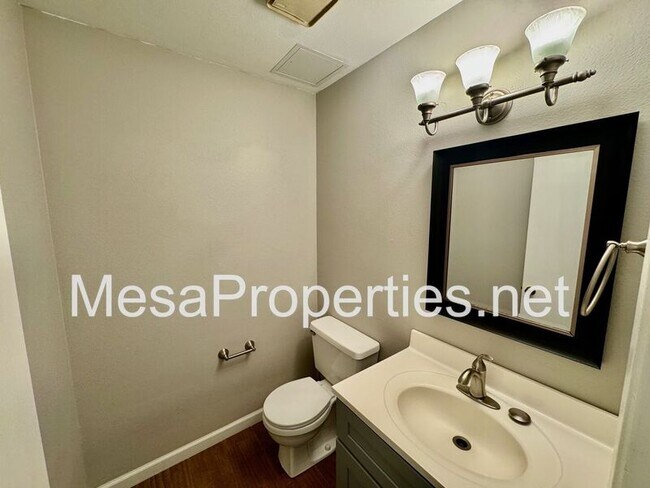 Building Photo - 8475 Lemon Grove Dr