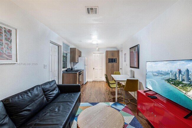 Foto del edificio - 3629 SW 12th St