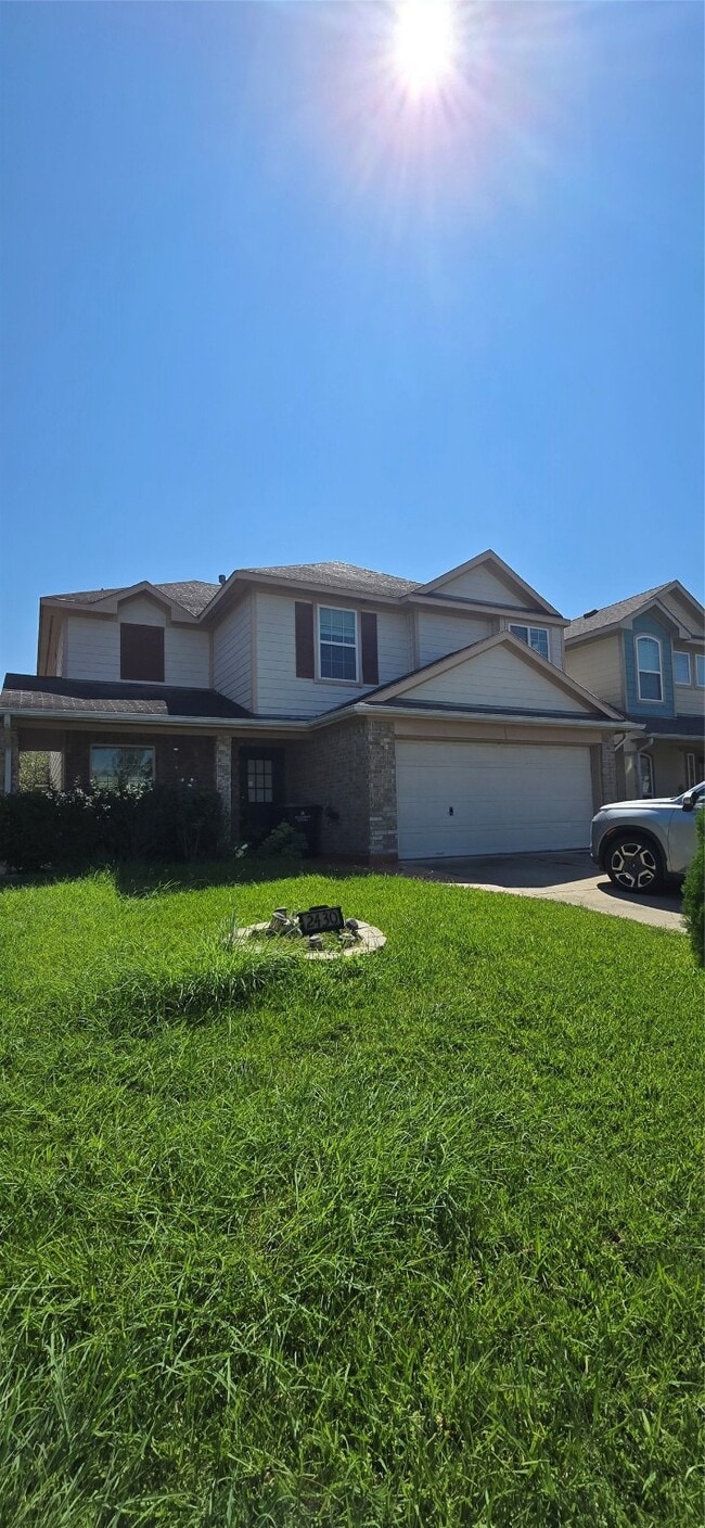 Building Photo - 2430 Glenholly Park Dr