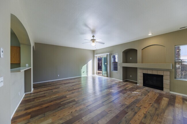 Foto del edificio - 19 W Soap Creek Trail