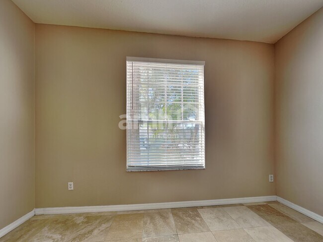 Foto del edificio - 15534 Lake Bella Vista Dr