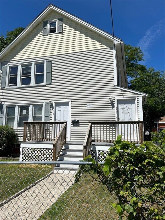 Primary Photo - 106 Clifton Ave