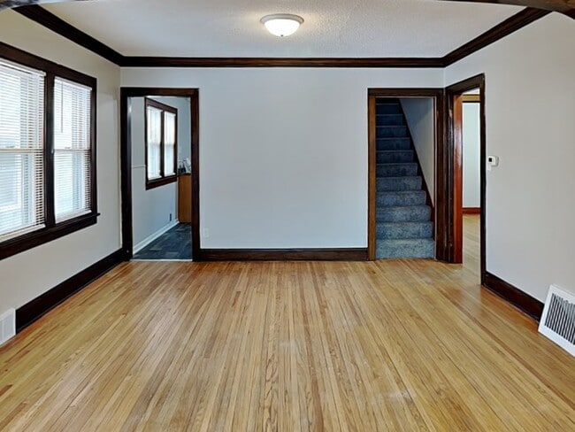 Building Photo - 1649 York Ave