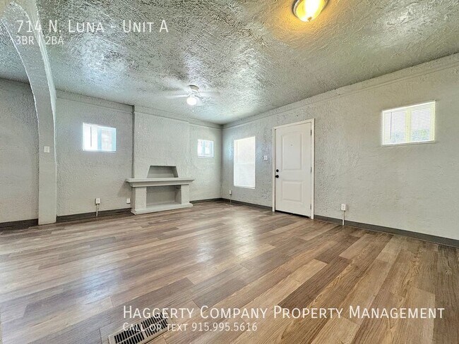 Foto del edificio - Historic 3bed/2bath Refrig A/C ALL UTILTIE...