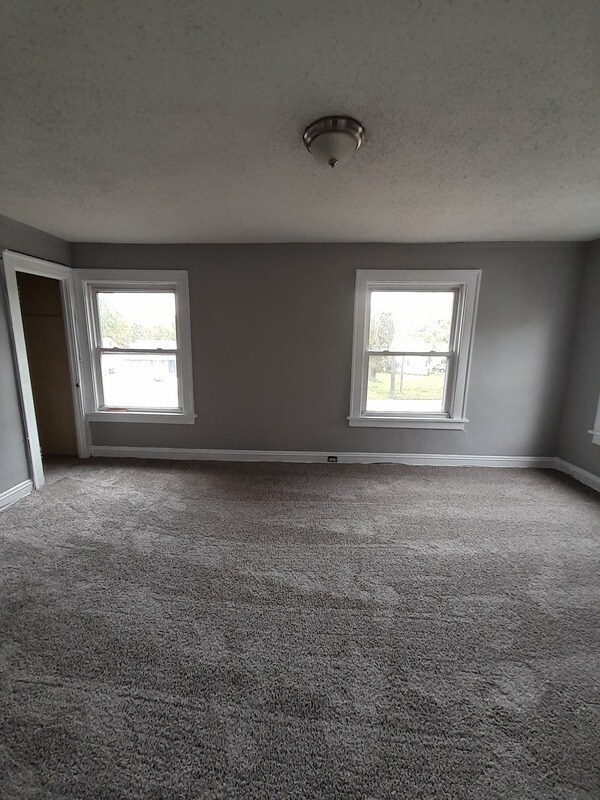 Foto del edificio - 12614 Thornhurst Ave