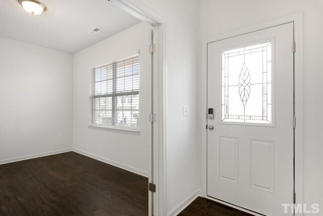 Building Photo - 743 River Dell Townes Ave