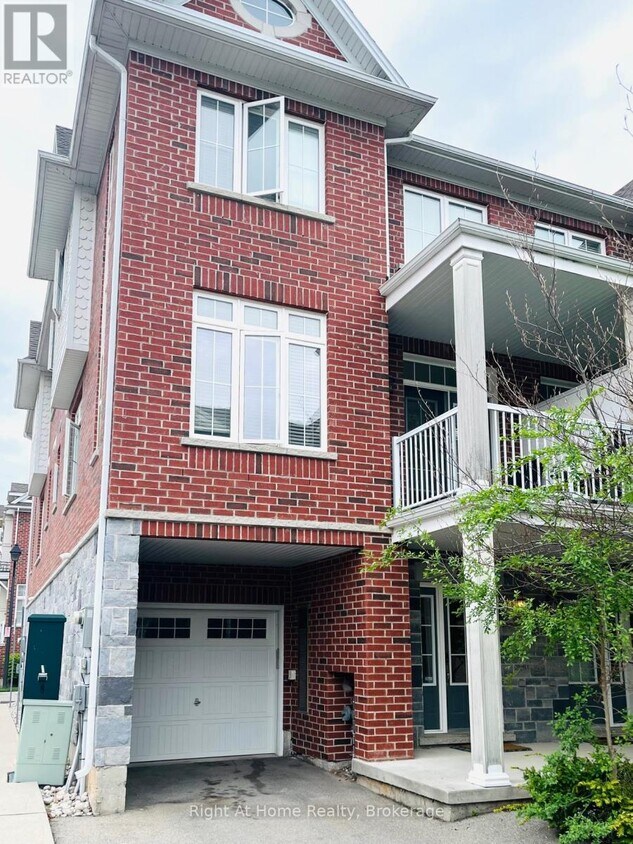 Photo principale - 181-181 Plains Rd W
