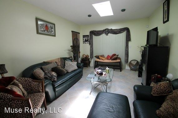 Foto del edificio - 2 br, 2 bath House - 980 Anderson Road Sou...