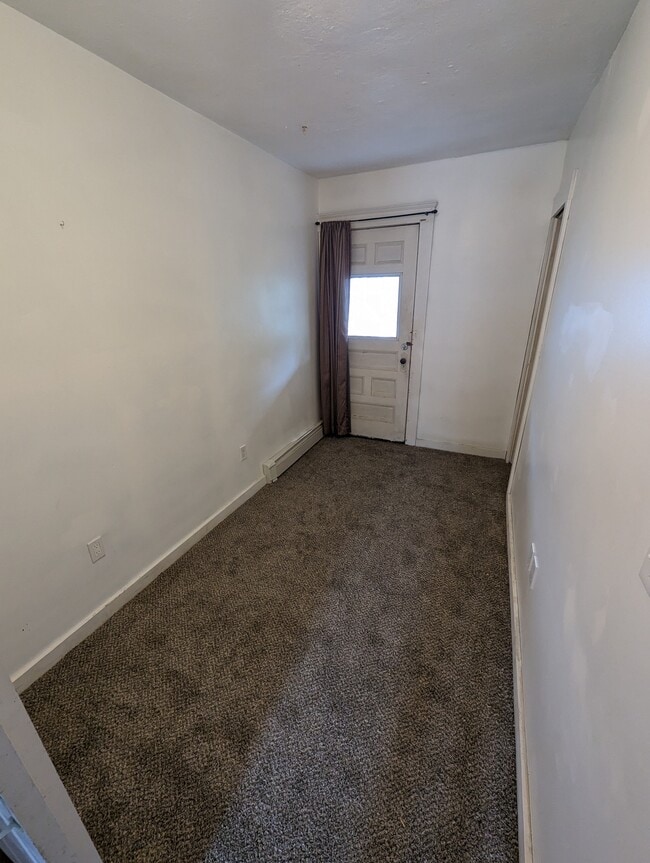 Bonus Room - 9 Lynn St