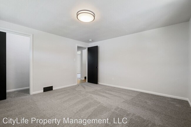 Foto del edificio - 3 br, 1 bath House - 4403 Elizabeth Street