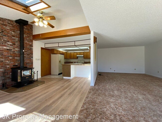 Building Photo - 1 br, 1 bath House - 929 3rd Ave SW