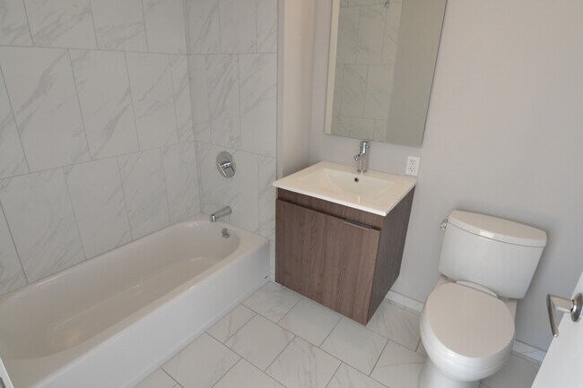 Interior Photo - The Viridian