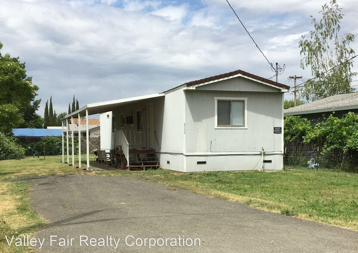 Primary Photo - 3 br, 2 bath House - 4750 Pacific Ave Coun...