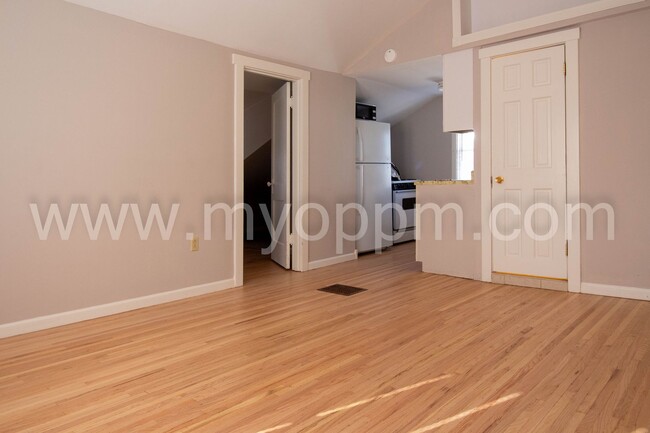 Building Photo - 4202 Barker Ave