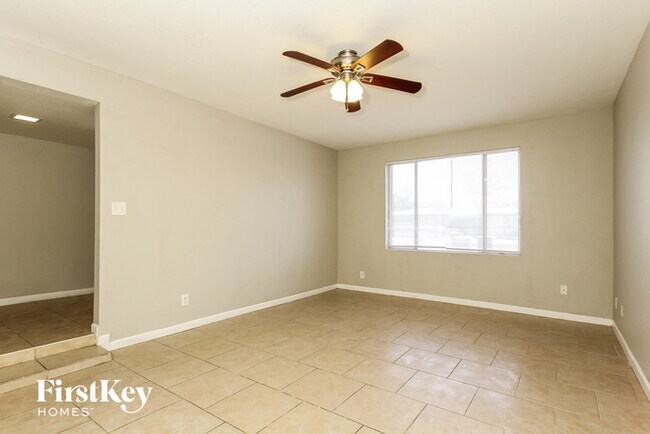Foto del edificio - 4548 W Paradise Dr
