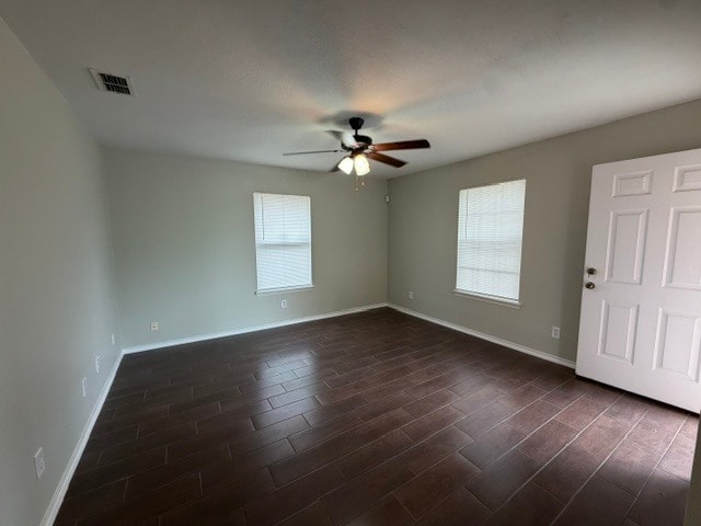 Foto del edificio - 3713 Zinnia Ave W