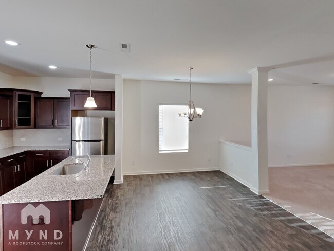 Foto del edificio - 2015 Creeks Landing Dr