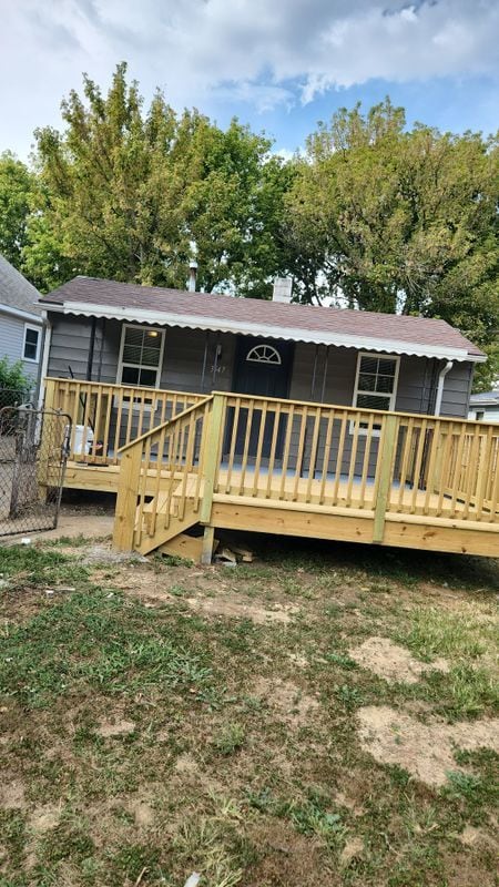 Primary Photo - 3547 Beechgrove Rd