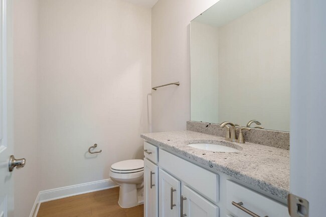 Building Photo - 605 Chapel Ridge Dr