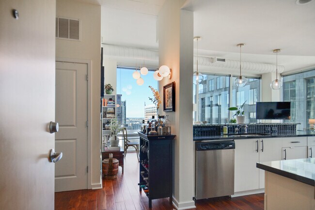 Foto del edificio - 943 Peachtree St NE