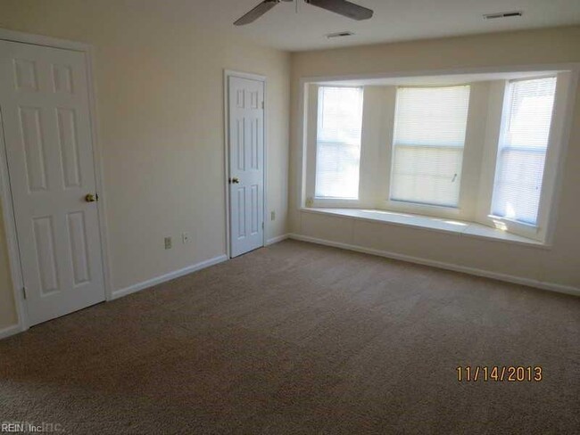 Building Photo - 108 Heather Way