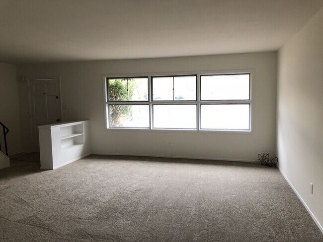 Foto del edificio - 9216 Fisk Rd