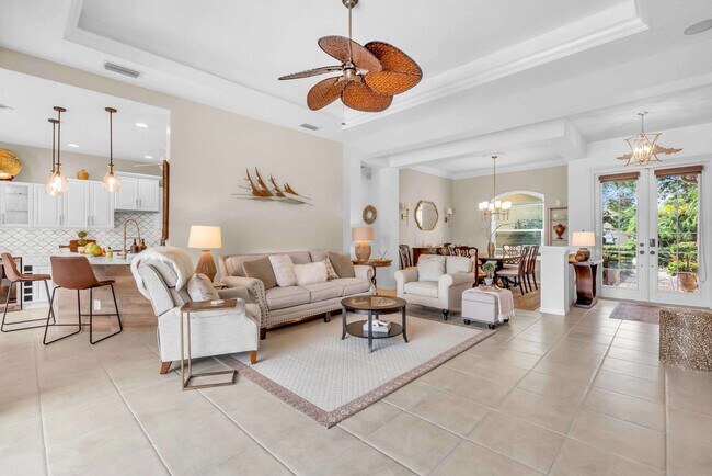 Foto del edificio - 521 Habitat Blvd