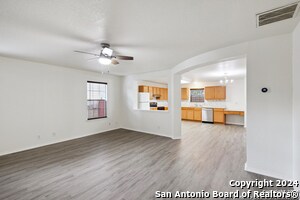 Foto del edificio - 111 Arrow Oaks