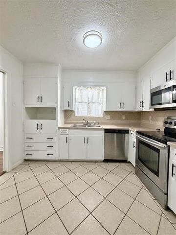 Foto del edificio - 4690 Fieldwood Ln