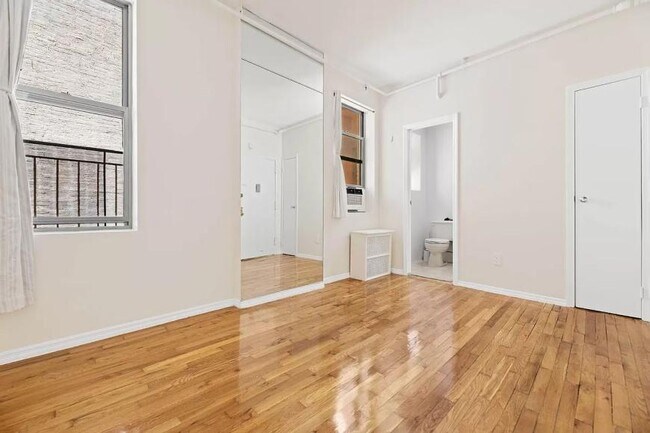 Foto del edificio - 0 bedroom in NEW YORK NY 10023