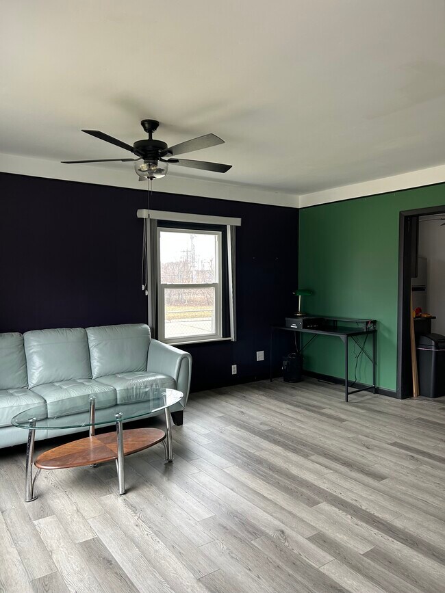 Sala de estar - 60 Leonore St