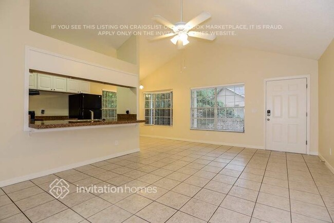 Building Photo - 3764 Carmichael Ct
