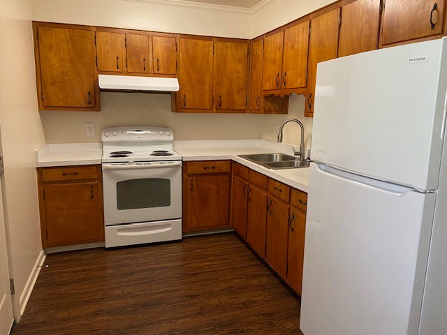 Foto del edificio - 2328 Tinnell Ct