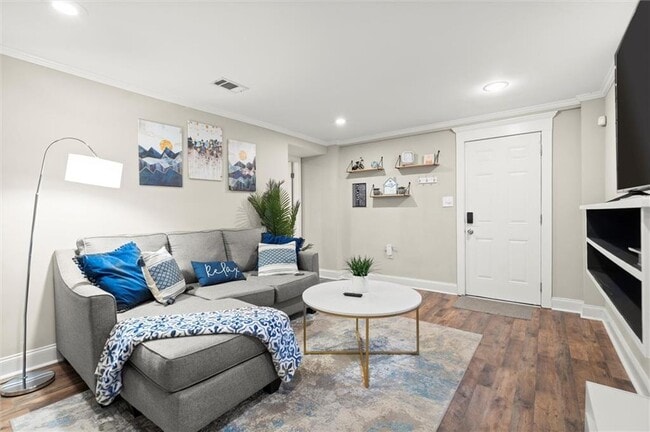 Building Photo - 153 Randolph St NE