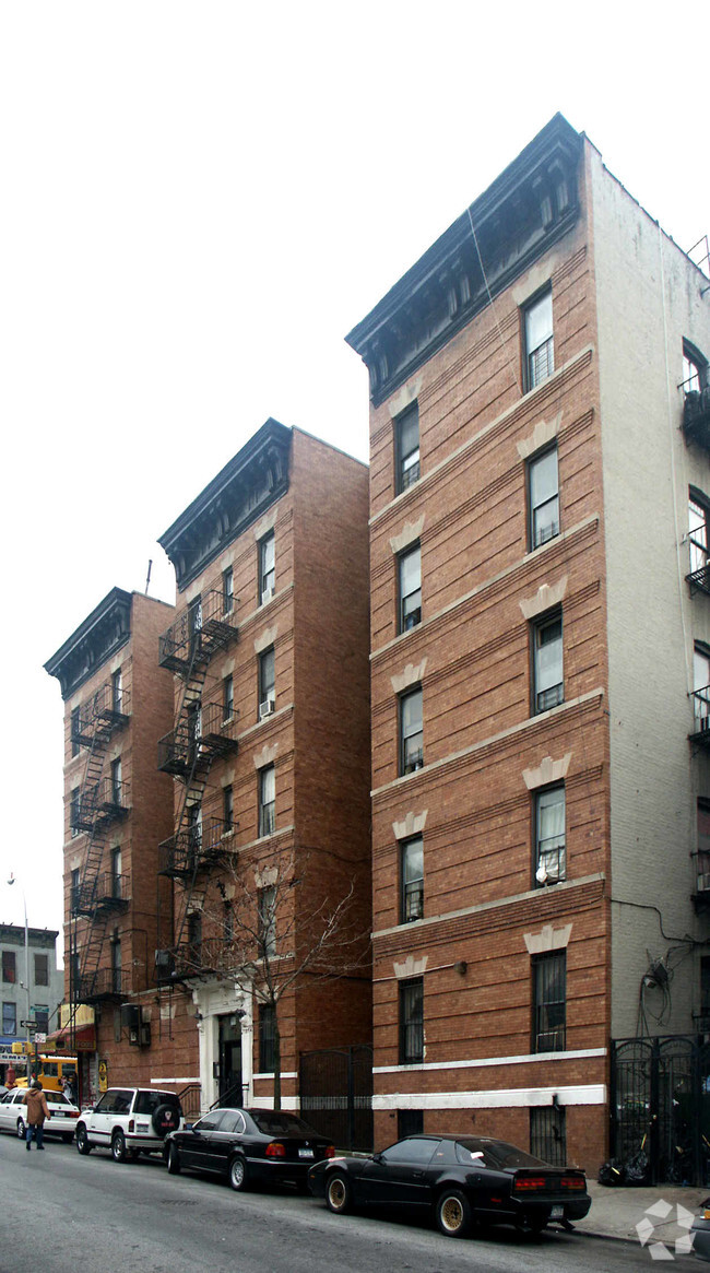 Foto del edificio - 340 E 151st St