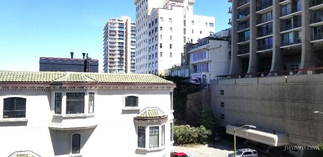 Foto del edificio - 1000 Green St