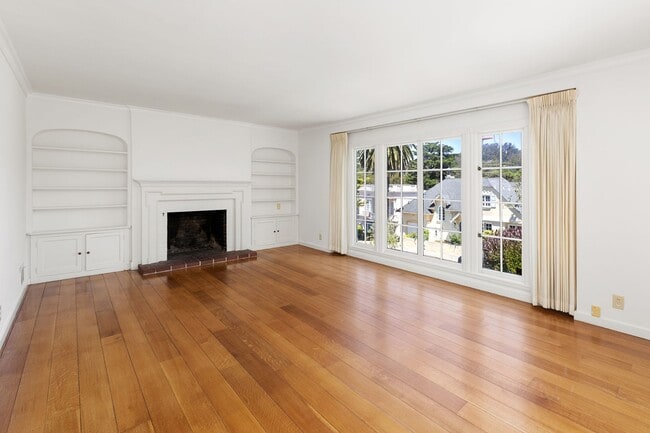 Building Photo - Forest Hill: Bright Updated Single Family Home with Garage, Backyard & Storage