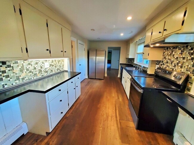 Foto del edificio - 450 Oak St